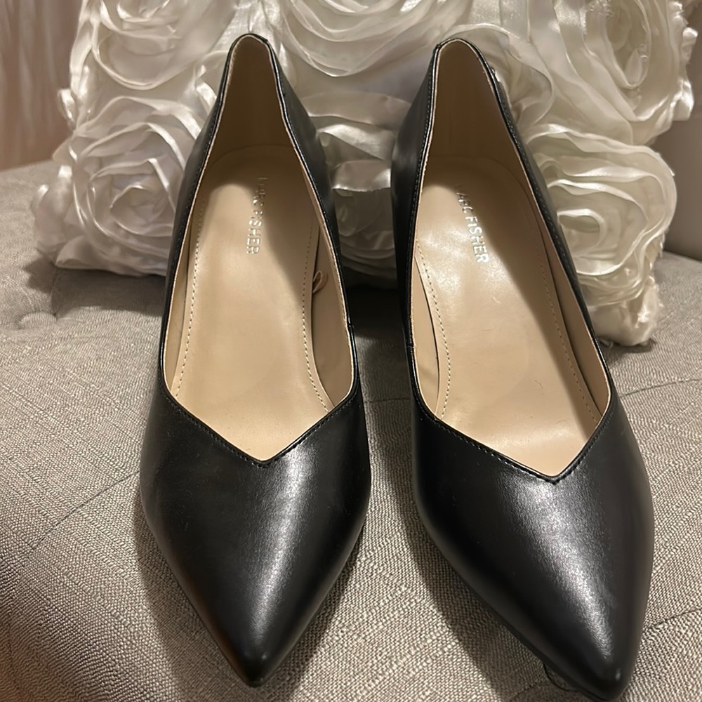 MARC FISHER classy chunk heel! 🖤✨🖤